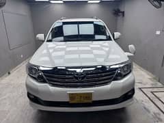 Toyota Fortuner V 2015 TRD 25 Anniversary Edition