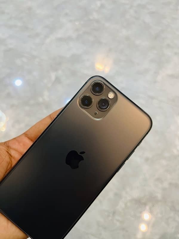 iphone 11 pro  512gb non pta factory unlock all okay 0