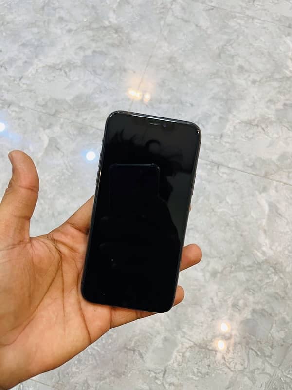 iphone 11 pro  512gb non pta factory unlock all okay 1