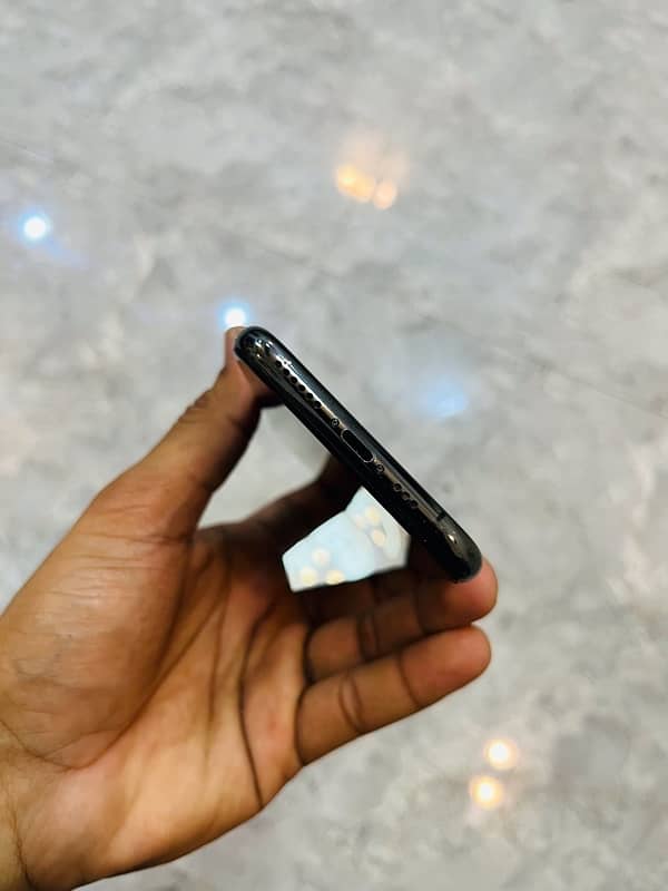 iphone 11 pro  512gb non pta factory unlock all okay 3