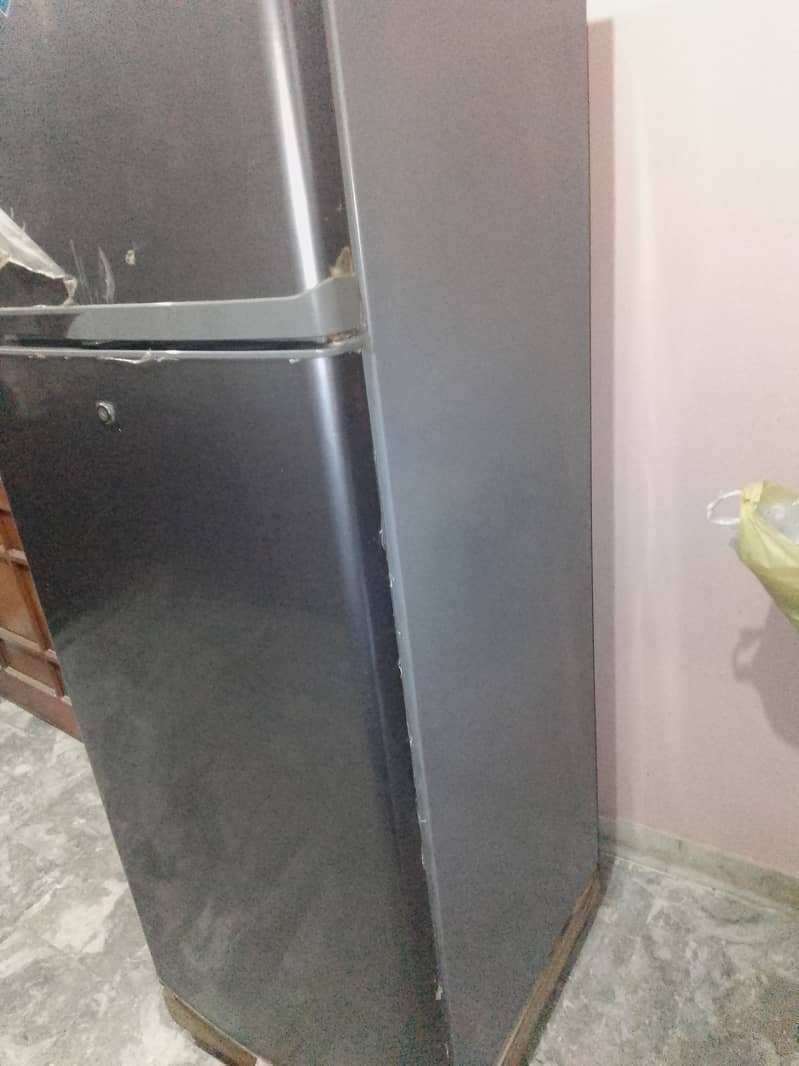 Haier Refrigerator HRF-355 Metallic Grey 2