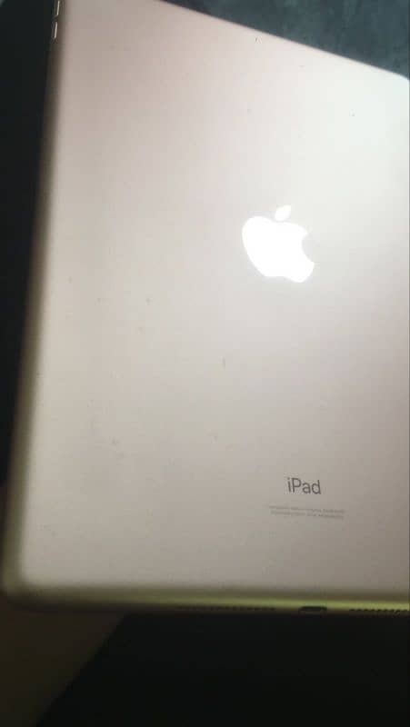 Ipad 8th gen 128gb 2