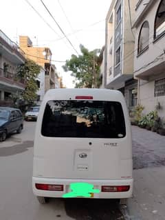 Daihatsu Hijet 2011