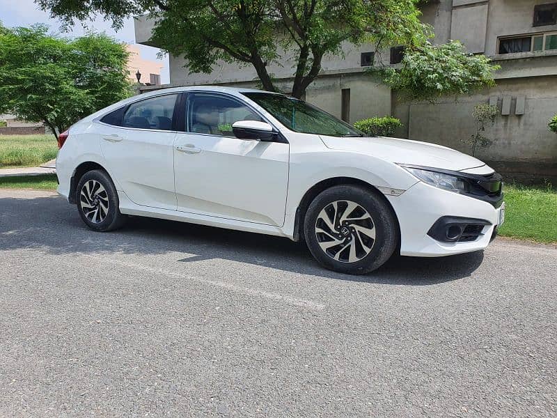 Honda Civic 2018 3