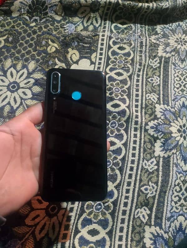 Huawei P30 Lite 4GB 128 exchange possible 3