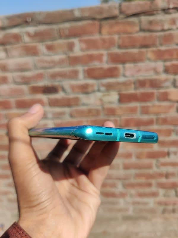 OnePlus 8 4