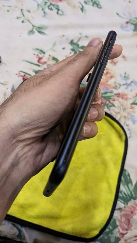 Iphone xr water packed 1