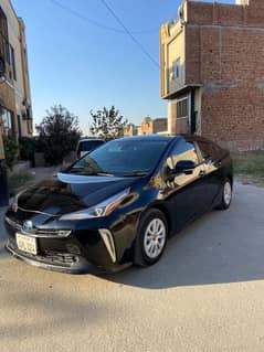 Toyota Prius 2021