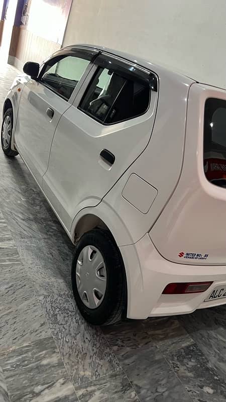 Suzuki Alto 2022 10