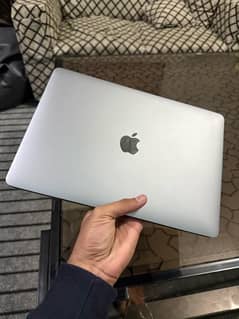 Macbook Air m1 2020 8gb / 256 gb space grey