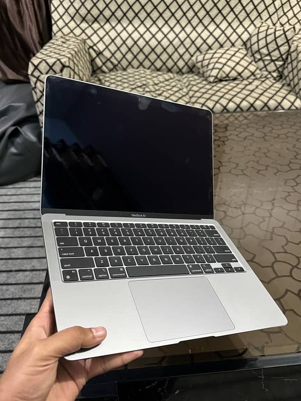 Macbook Air m1 2020 8gb / 256 gb space grey urgent Sale! 3