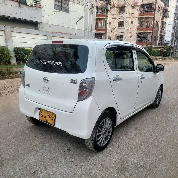 Daihatsu Mira 2013 3