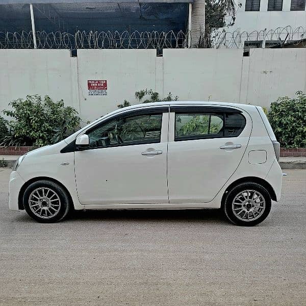 Daihatsu Mira 2013 6