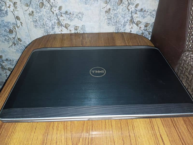 Dell Latitude E6320 Series 0