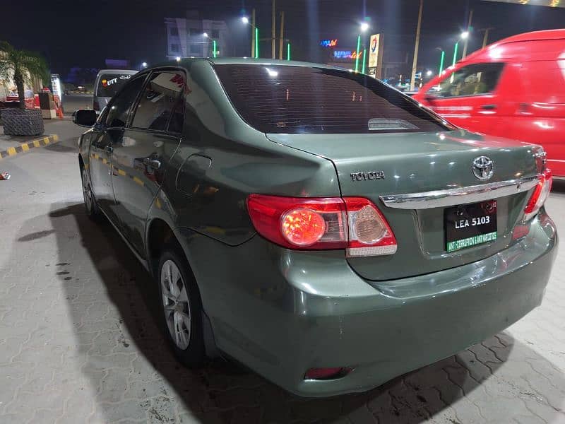 Toyota Corolla GLI 2012 10