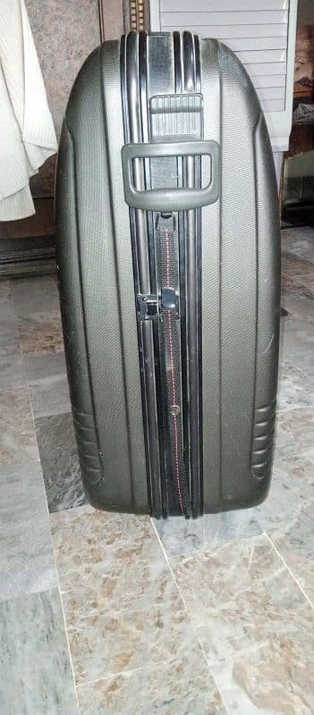 Crown suit case imported 8