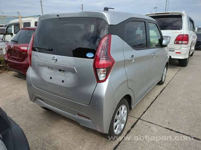 Nissan Dayz 2021 3