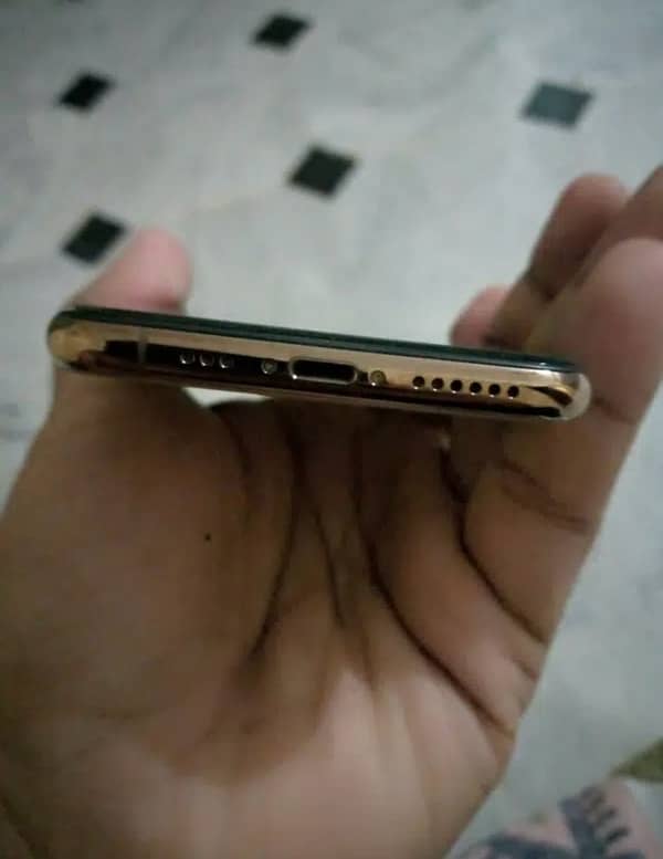 iphone xs gold pta approved 1