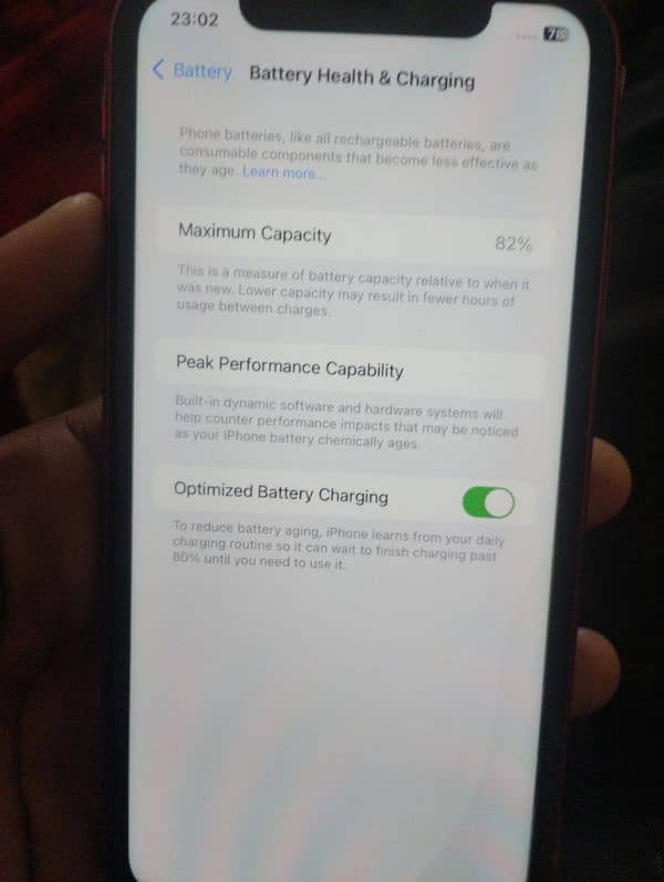 Iphone 11. . 64gb,,,, Red color. . . F. . Unlock 2