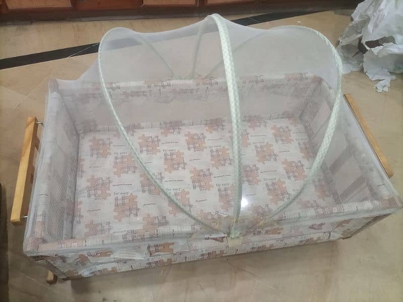 baby cot in good condition 9