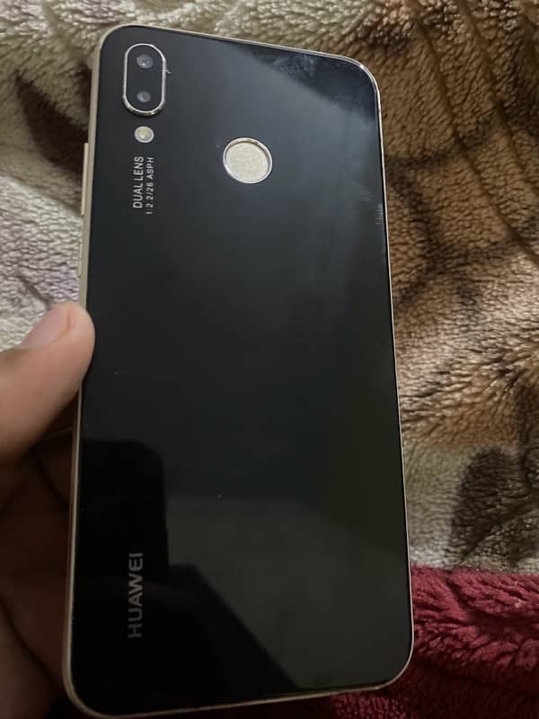 HUAWEI P20 lite 4/128 6