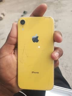 iphon xr non pta with box  health 84 battery timing bht acha ha