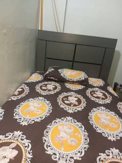 Single bed with new Mattress