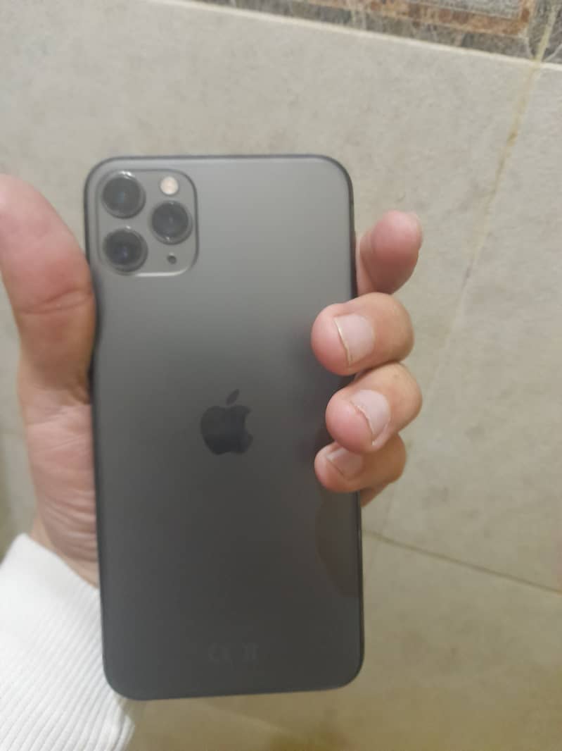 Apple iPhone 11 Pro Max 0