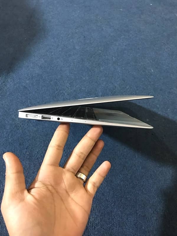 Apple MacBook Air 2015 3