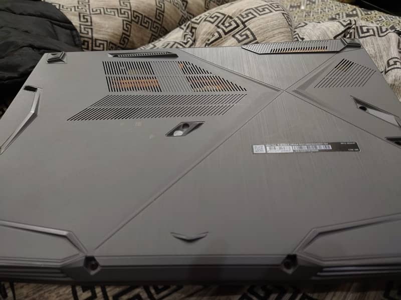 gaming laptop msi thin i7 rtx 8