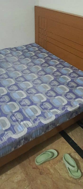 Mattress  used only 6 Month  and 10 Year Werenty 1