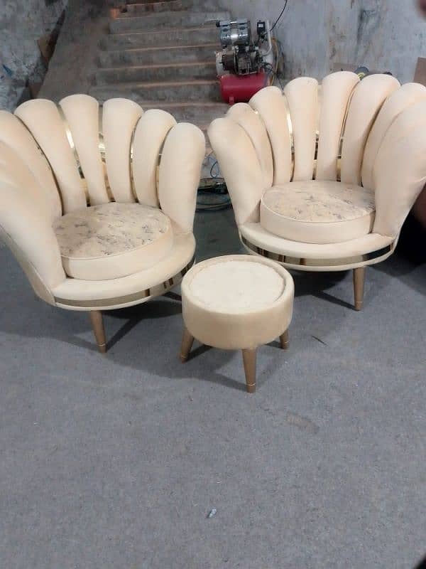 Flower Chairs with Coffee Table 11