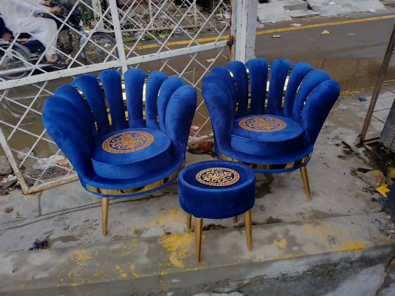 Flower Chairs with Coffee Table 6