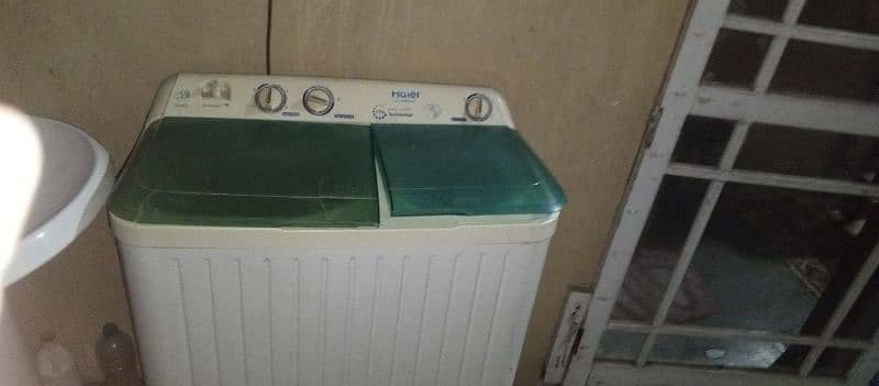 Haier by company medium size washing machine 0