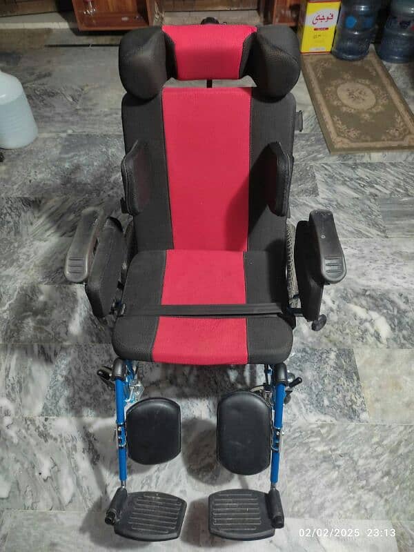 Wheel Chair Adjustable 1