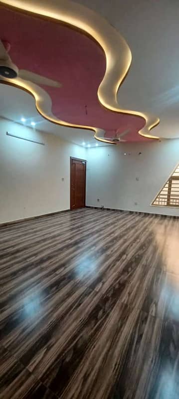 Kanal Upper Portion Availabe For Rent in G-16 Islamabad. 4