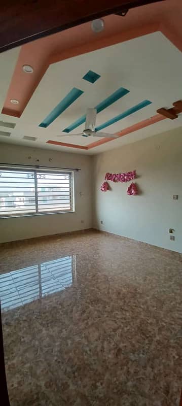 Kanal Upper Portion Availabe For Rent in G-16 Islamabad. 12