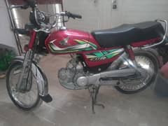 Honda CD 70 urgent for sale WhatsApp on hai,,03209799627