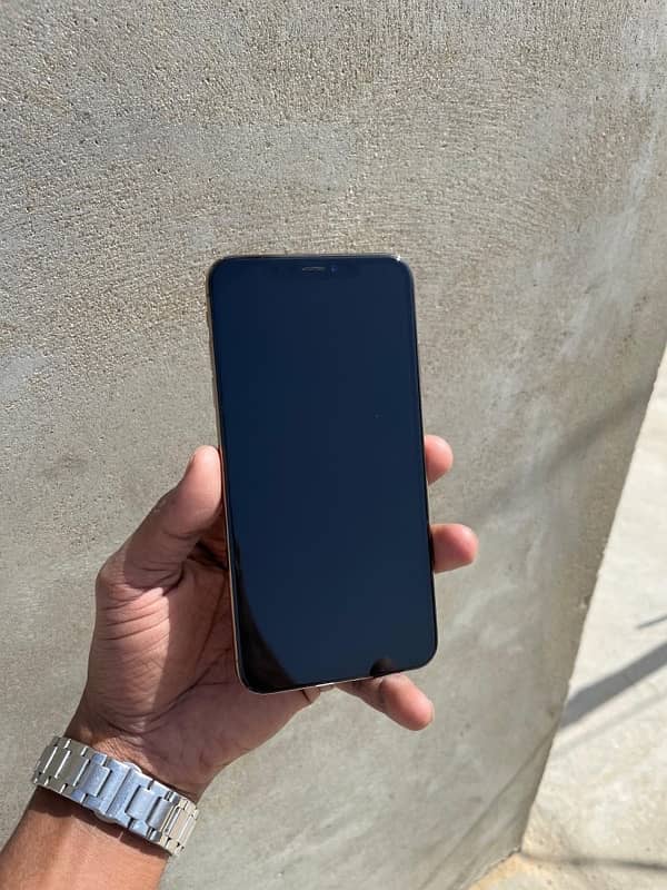 iPhone XsMax 64GB Non Pta Non Active JV  2/3 Months Sim will Work 7