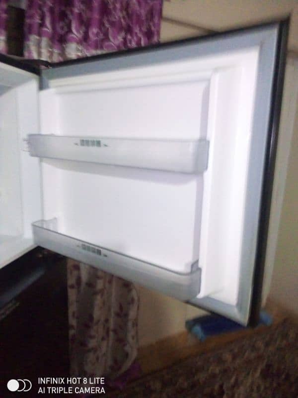 fridge 2 door 1