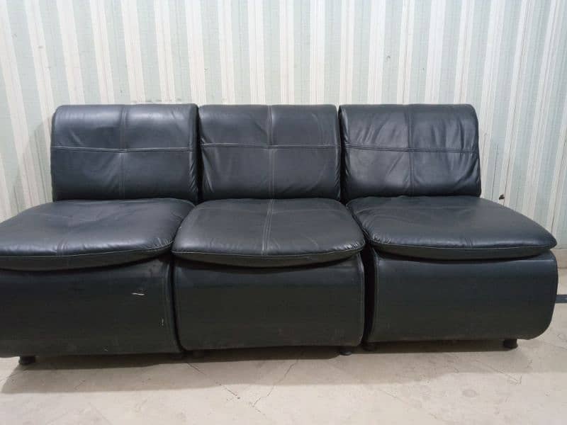 Sofa And chairs| 3 single sofa and 2 chairs | 5