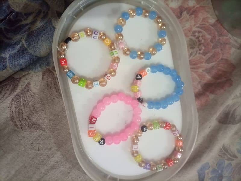 bracelet for girls made with glass Beads 7