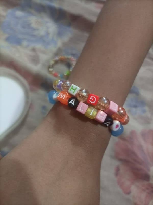 bracelet for girls made with glass Beads 14