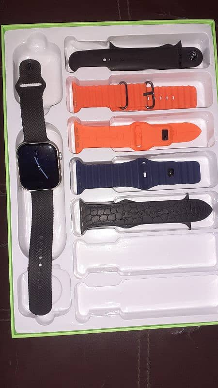 Smart Watch Series 9.49mm plus size And 1 Earbuds and 7 Diff Straps 2