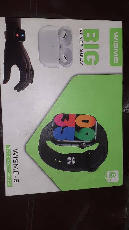 Smart Watch Series 9.49mm plus size And 1 Earbuds and 7 Diff Straps 3