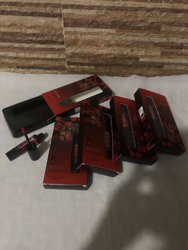 lipglaze 1