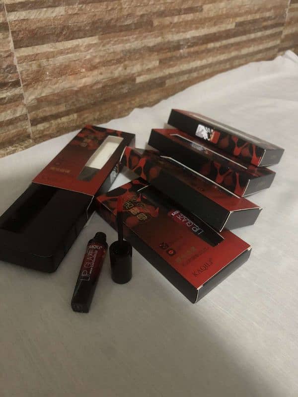 lipglaze 2