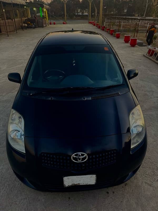 Toyota Vitz 2006 3