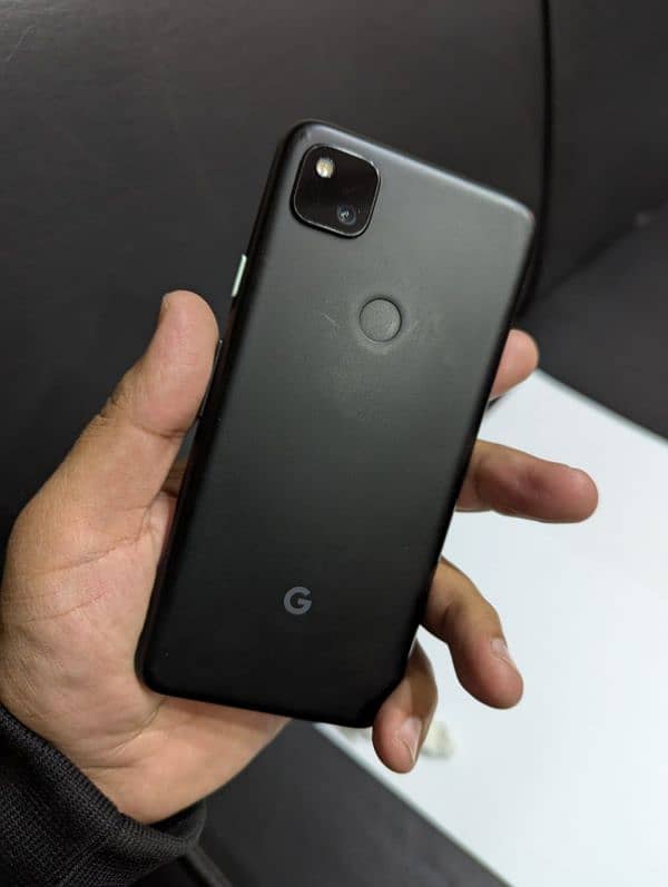 Google Pixel 4a 0