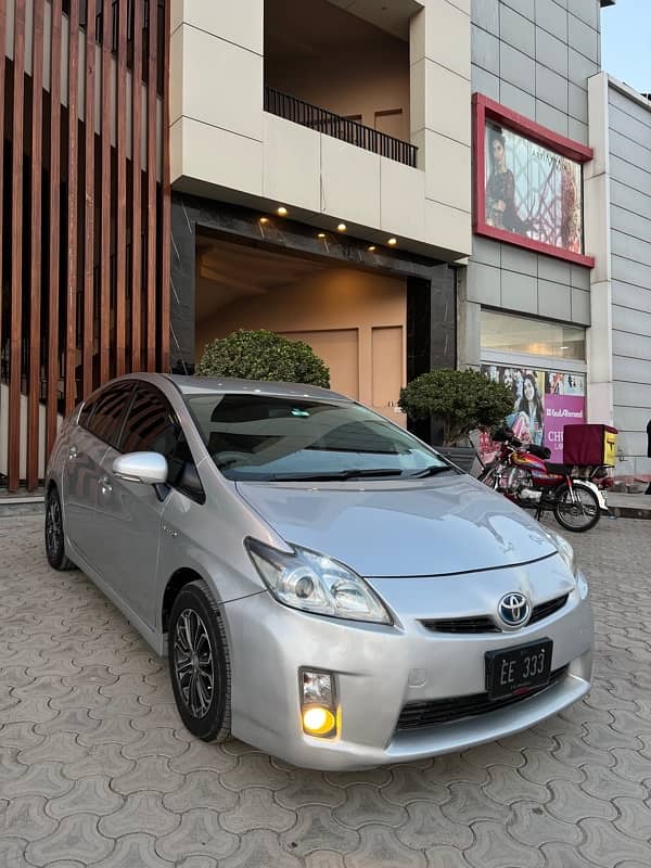 Toyota Prius 2011 5